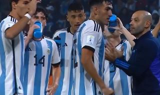 阿根廷男足抵达北京 阿根廷男足抵达北京